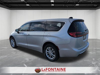 2026 Chrysler Pacifica PACIFICA SELECT AWD