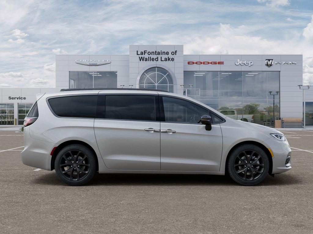2026 Chrysler Pacifica PACIFICA SELECT AWD