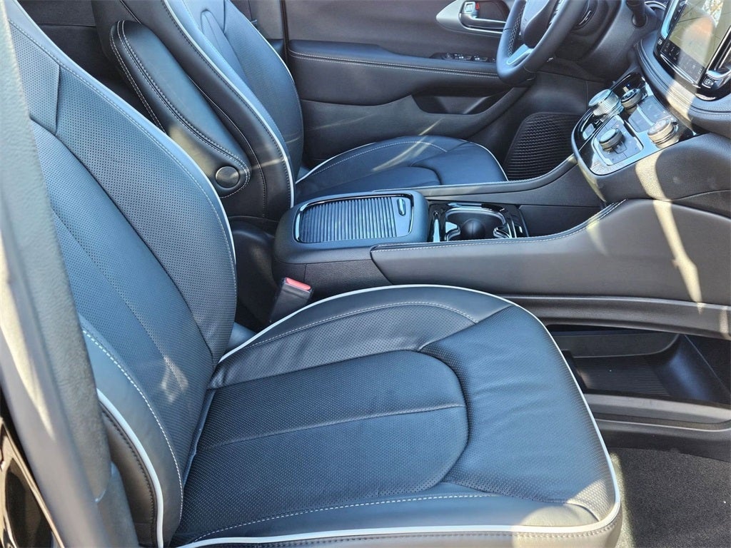 2026 Chrysler Pacifica PACIFICA LIMITED AWD