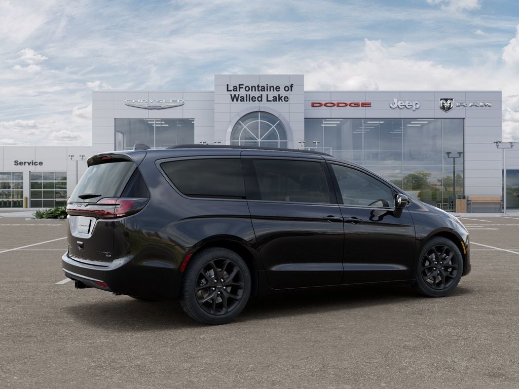 2027 Chrysler Pacifica PACIFICA LIMITED AWD