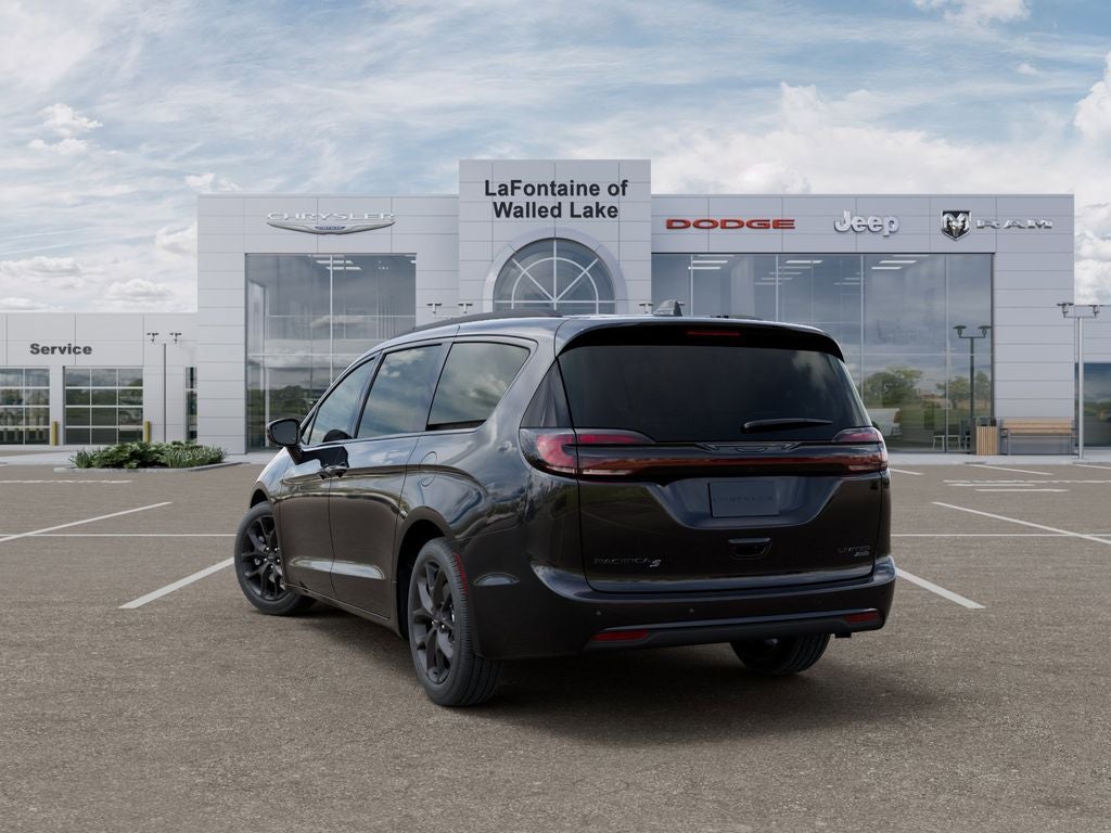 2027 Chrysler Pacifica PACIFICA LIMITED AWD