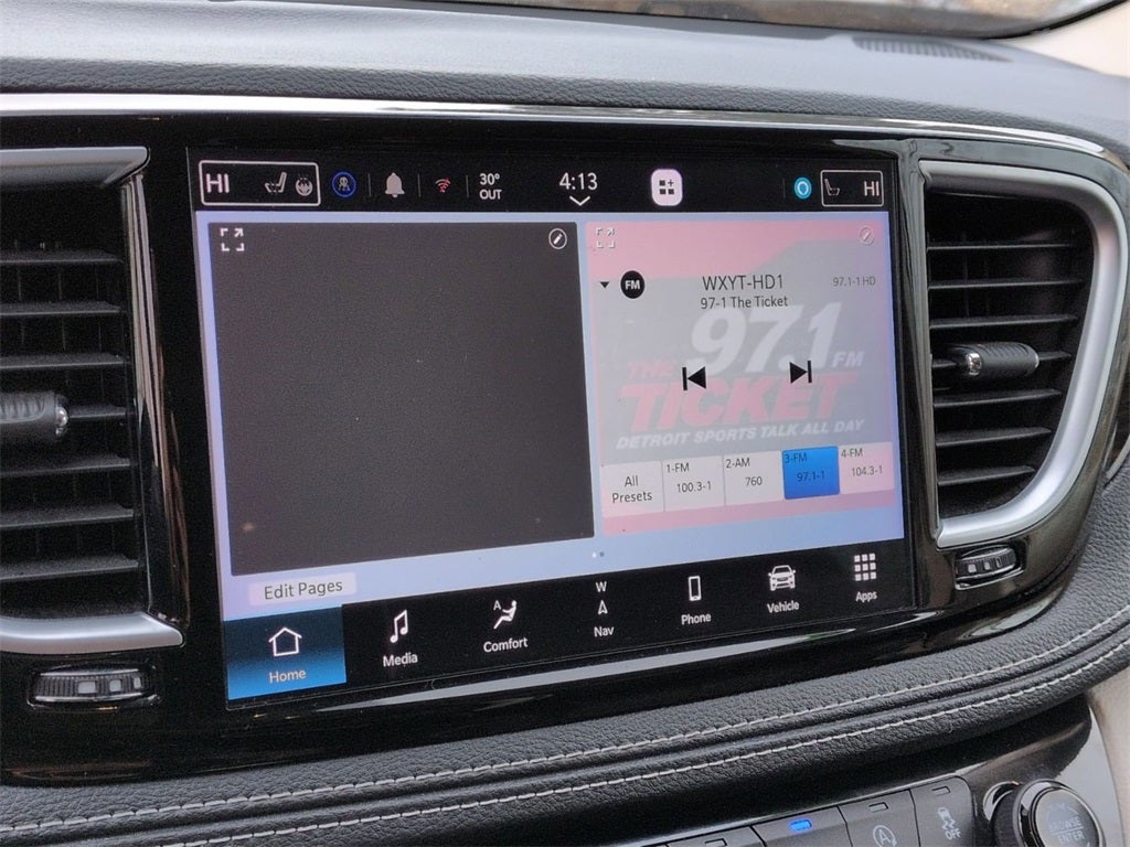 2022 Chrysler Pacifica Limited AWD