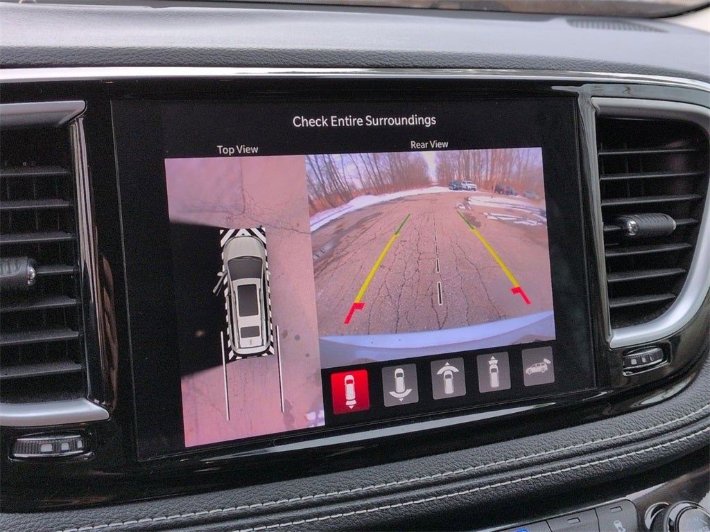 2022 Chrysler Pacifica Limited AWD