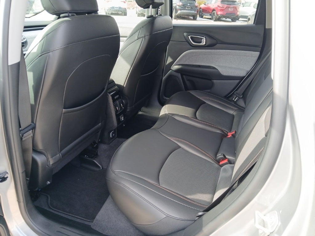 2022 Jeep Compass Latitude Lux 4x4