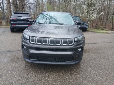 2022 Jeep Compass Latitude Lux