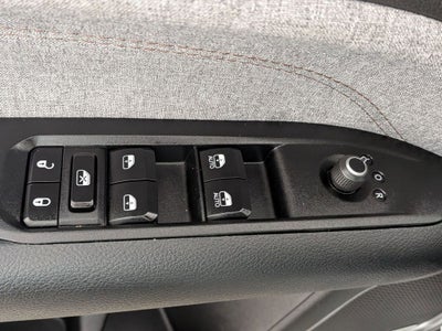 2024 Jeep Compass Latitude Lux FWD