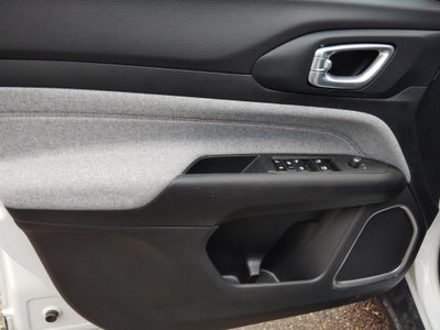 2023 Jeep Compass Latitude Lux FWD