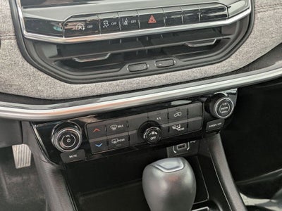 2023 Jeep Compass Latitude Lux FWD