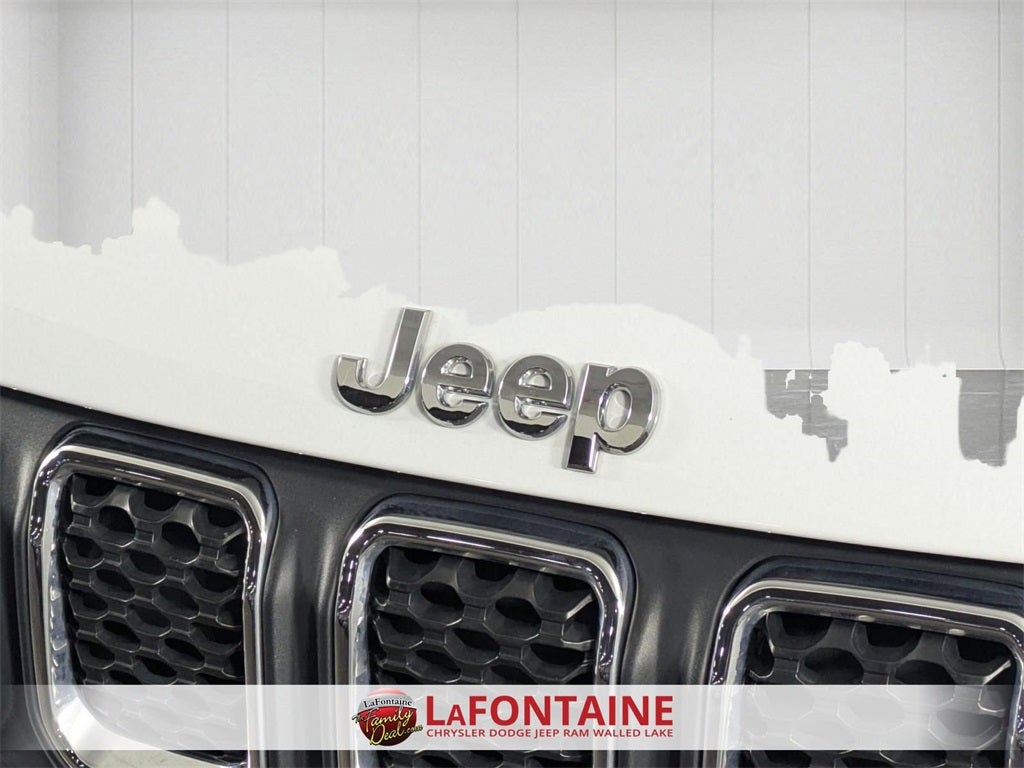 2023 Jeep Compass Latitude Lux FWD