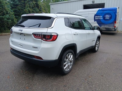 2023 Jeep Compass Latitude Lux FWD