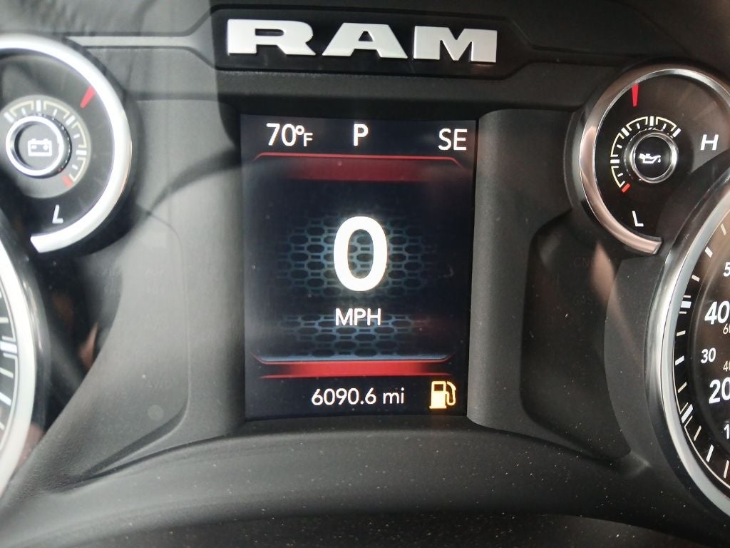 2024 RAM 2500 Big Horn Crew Cab 4x4 6'4' Box