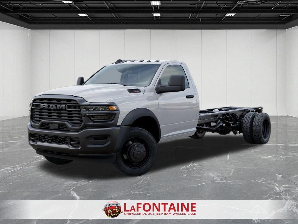 2026 RAM Ram 5500 Chassis Cab RAM 5500 TRADESMAN CHASSIS REGULAR CAB 4X4 120' CA