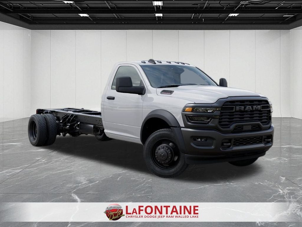 2026 RAM Ram 5500 Chassis Cab RAM 5500 TRADESMAN CHASSIS REGULAR CAB 4X4 120' CA