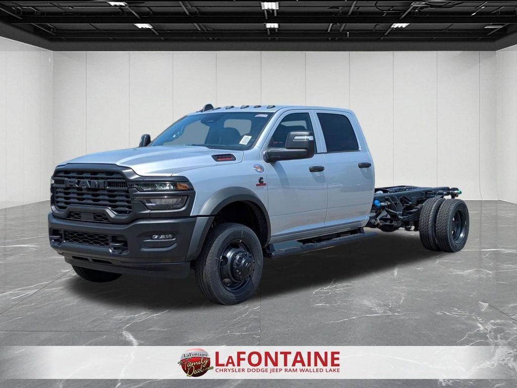 2026 RAM Ram 5500 Chassis Cab RAM 5500 TRADESMAN CHASSIS CREW CAB 4X4 84' CA