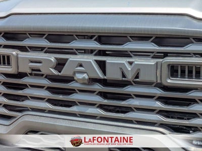 2026 RAM Ram 5500 Chassis Cab RAM 5500 TRADESMAN CHASSIS CREW CAB 4X4 84' CA