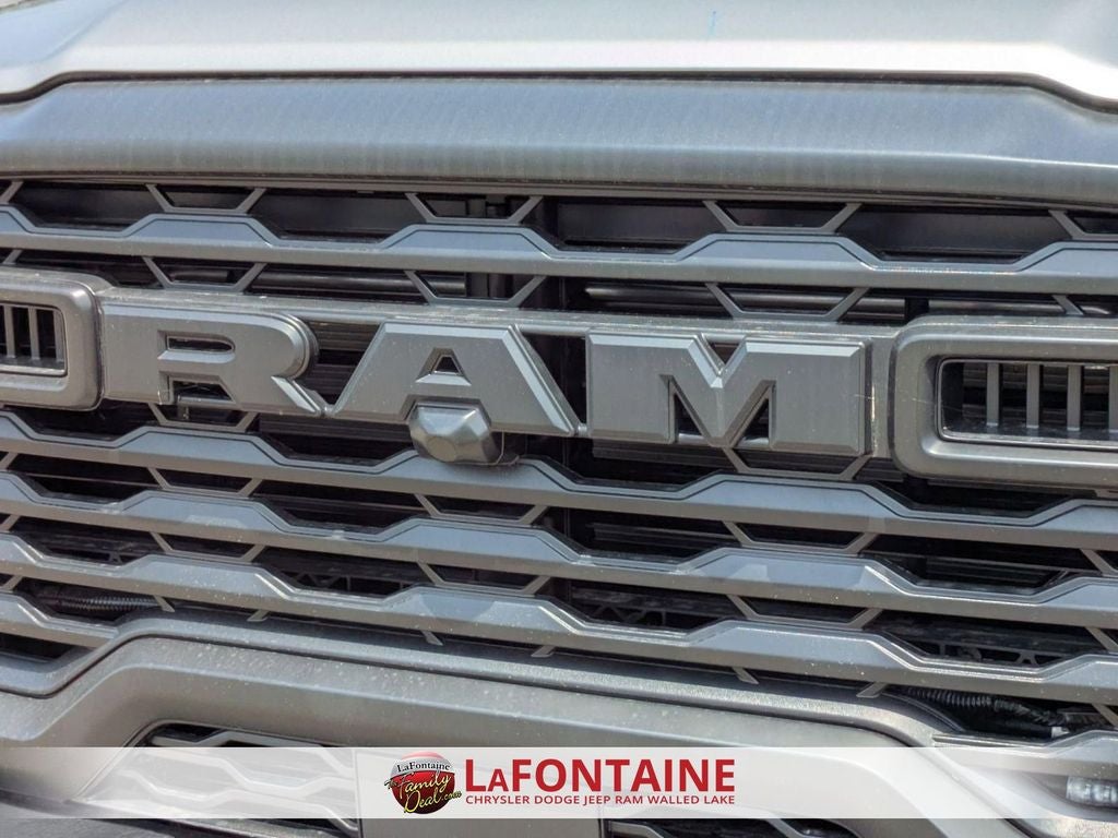 2026 RAM Ram 5500 Chassis Cab RAM 5500 TRADESMAN CHASSIS CREW CAB 4X4 84' CA