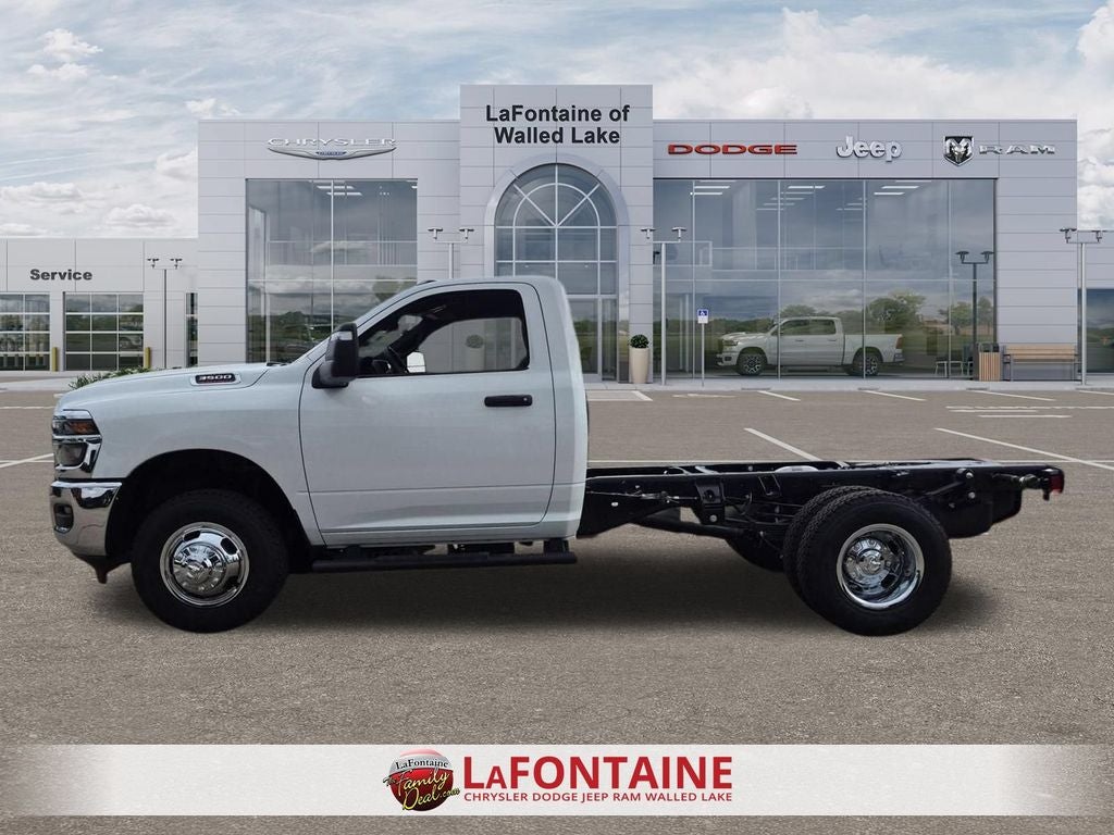2026 RAM 3500 Chassis RAM 3500 TRADESMAN CHASSIS REGULAR CAB 4X4 60' CA