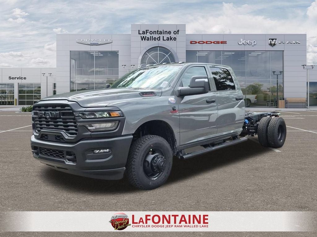 2026 RAM 3500 Chassis RAM 3500 TRADESMAN CREW CAB CHASSIS 4X4 60' CA