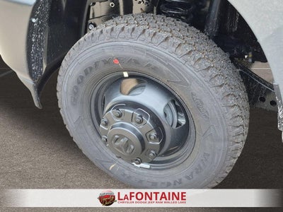 2026 RAM 3500 Chassis RAM 3500 TRADESMAN CREW CAB CHASSIS 4X4 60' CA