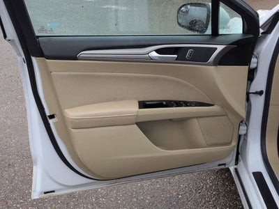 2014 Ford Fusion Hybrid SE