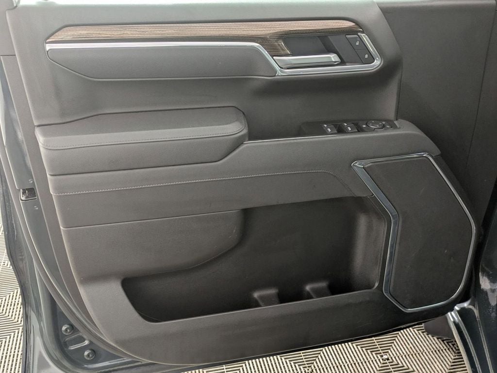 2025 Chevrolet Silverado 1500 4WD Crew Cab Standard Bed LT