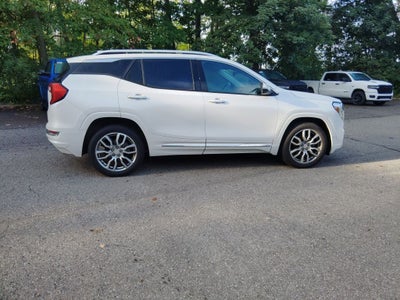 2022 GMC Terrain AWD Denali