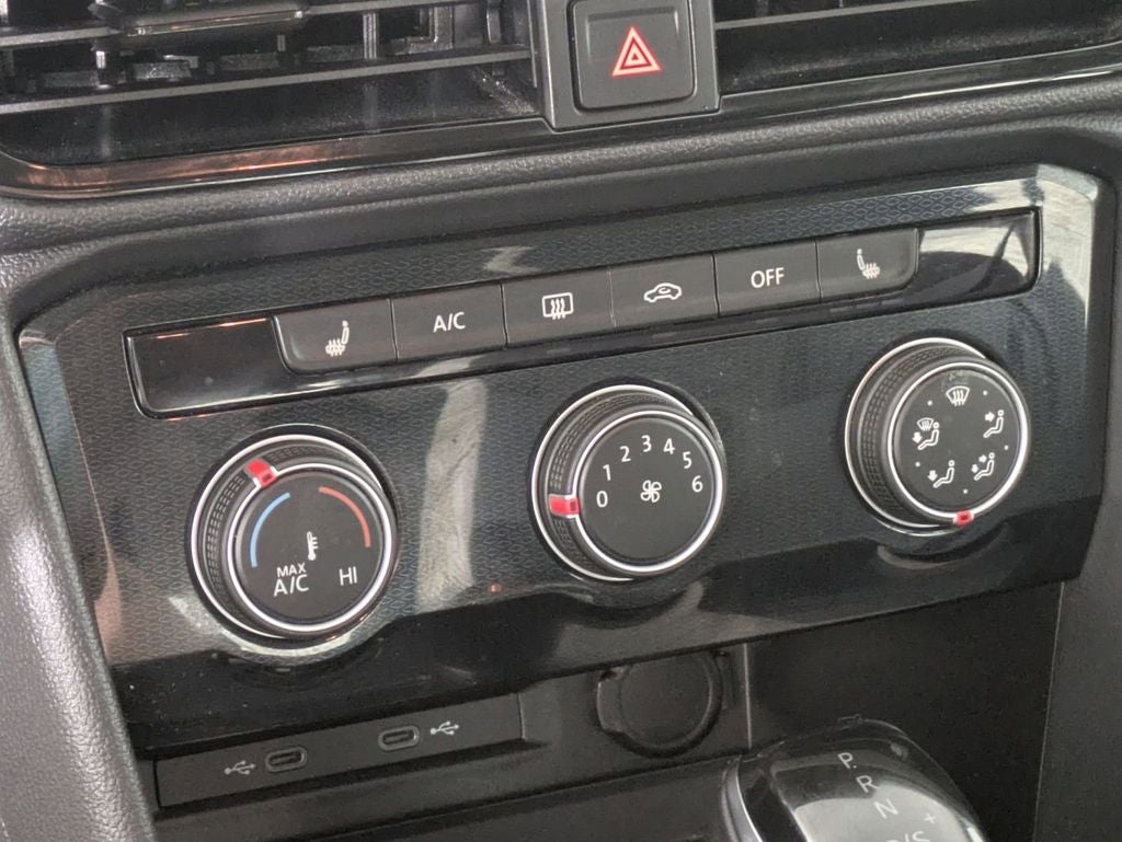 2025 Volkswagen Taos 1.5T S