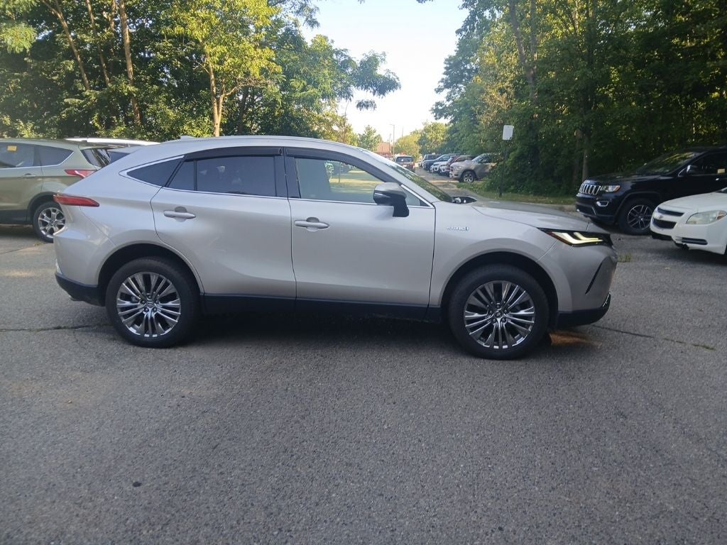 2021 Toyota Venza XLE