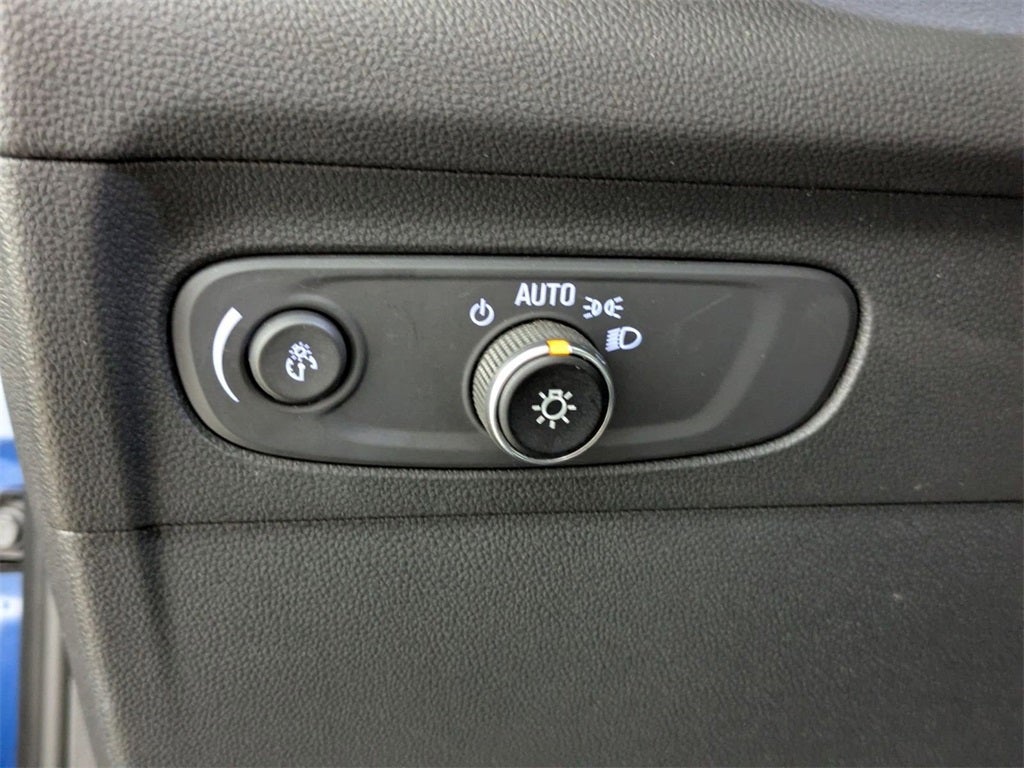 2023 Buick Envision Essence FWD