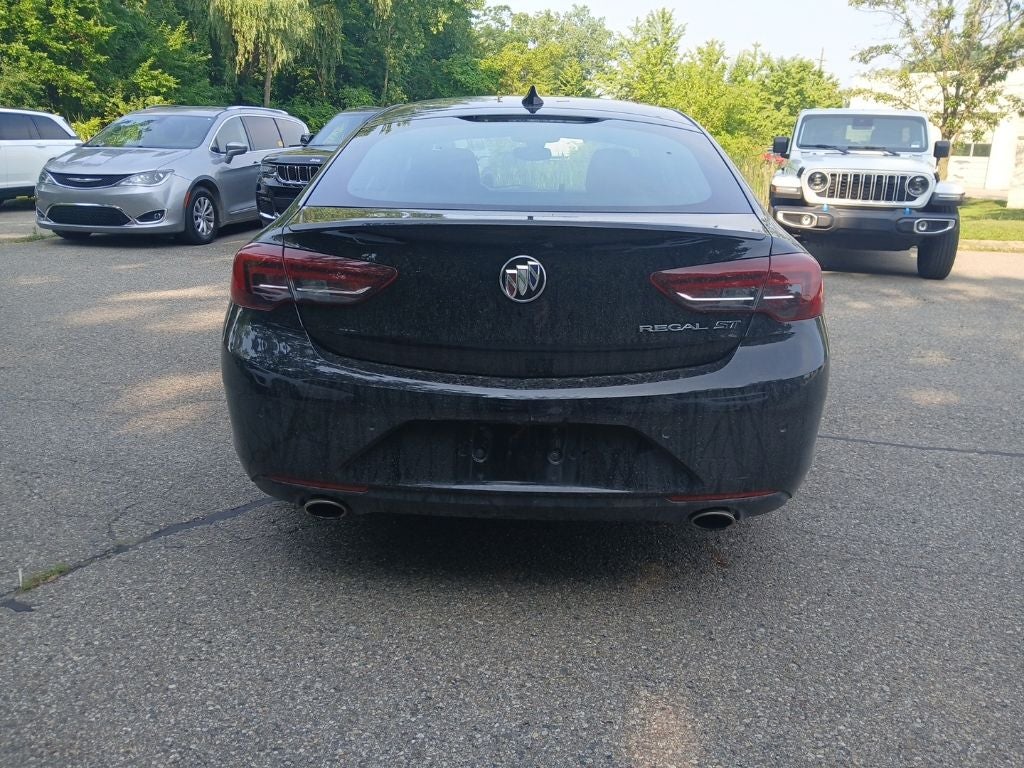 2020 Buick Regal Essence