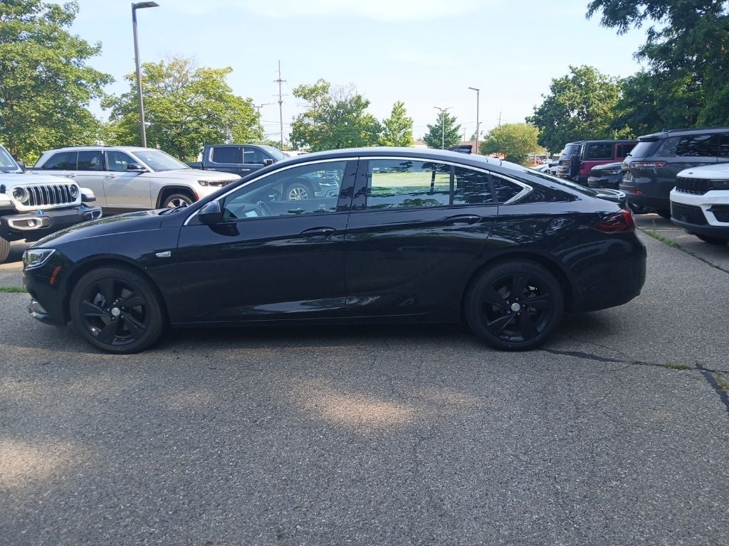 2020 Buick Regal Essence