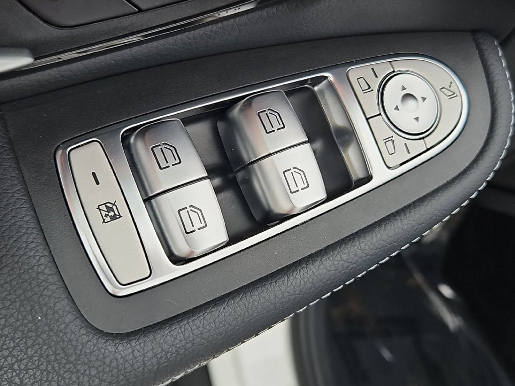 2022 Mercedes-Benz GLC 300 4MATIC® SUV