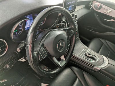 2019 Mercedes-Benz GLC 300 4MATIC®