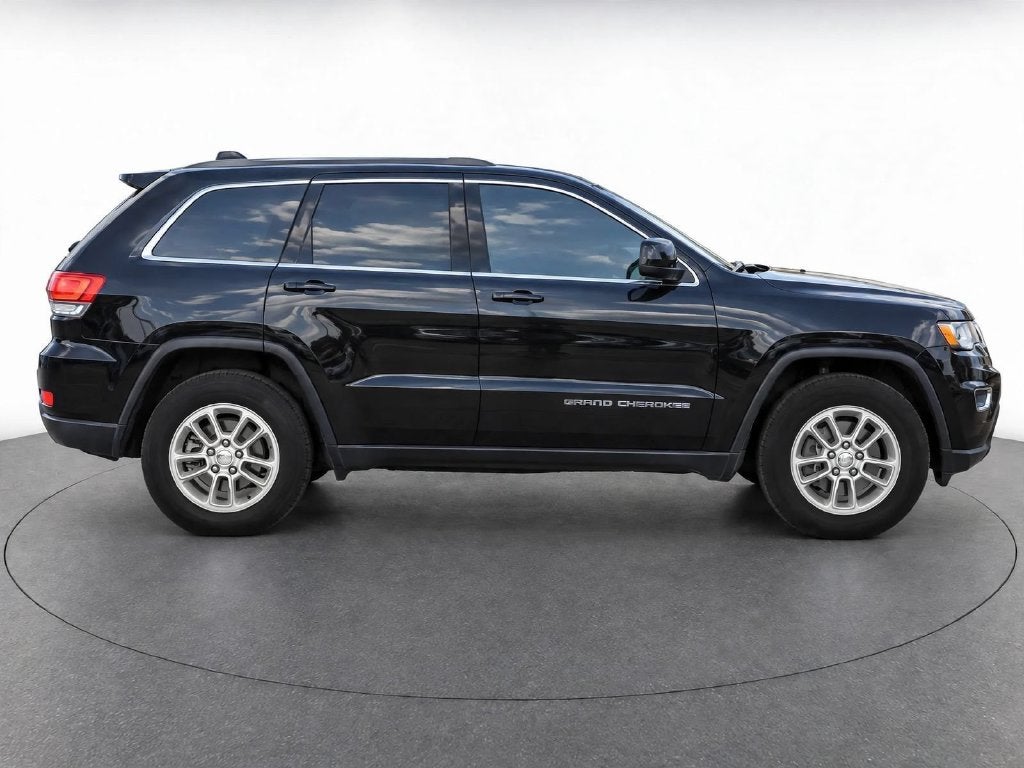 2019 Jeep Grand Cherokee Laredo E
