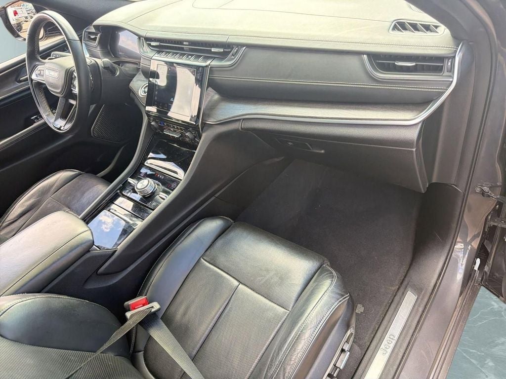 2022 Jeep Grand Cherokee Overland