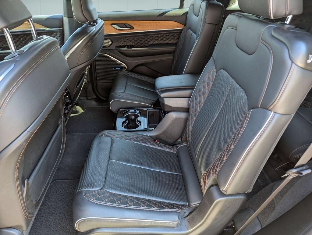 2023 Jeep Grand Cherokee L Summit