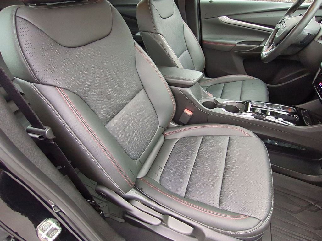 2023 Chevrolet Bolt EUV LT