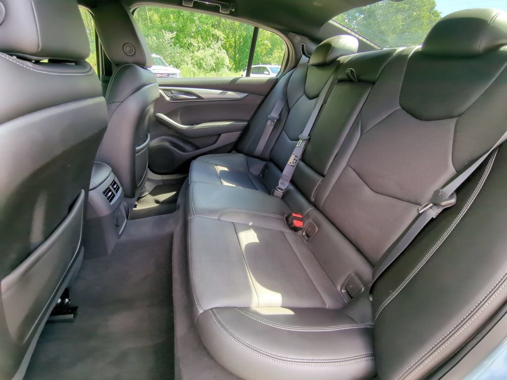 2023 Cadillac CT5 Luxury