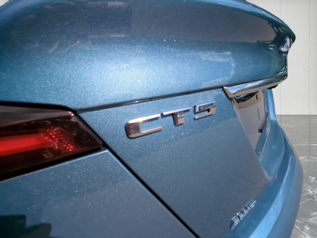 2023 Cadillac CT5 Luxury