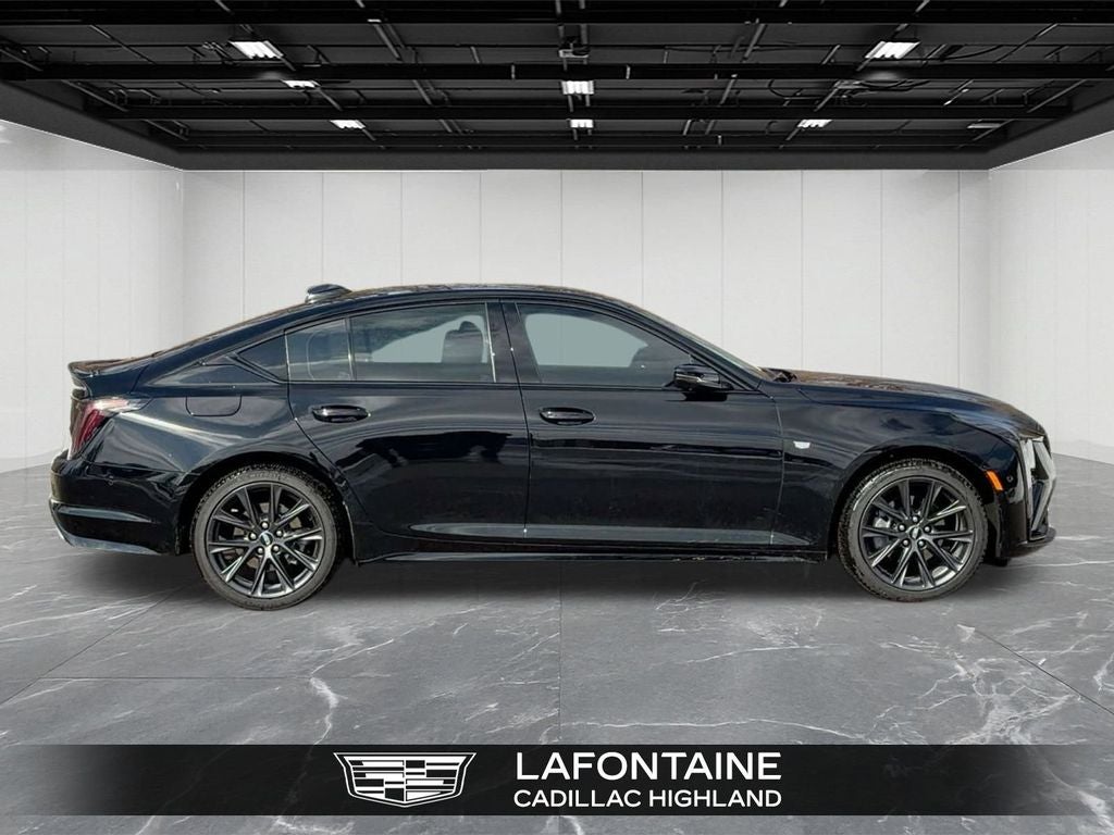 2025 Cadillac CT5 Sport