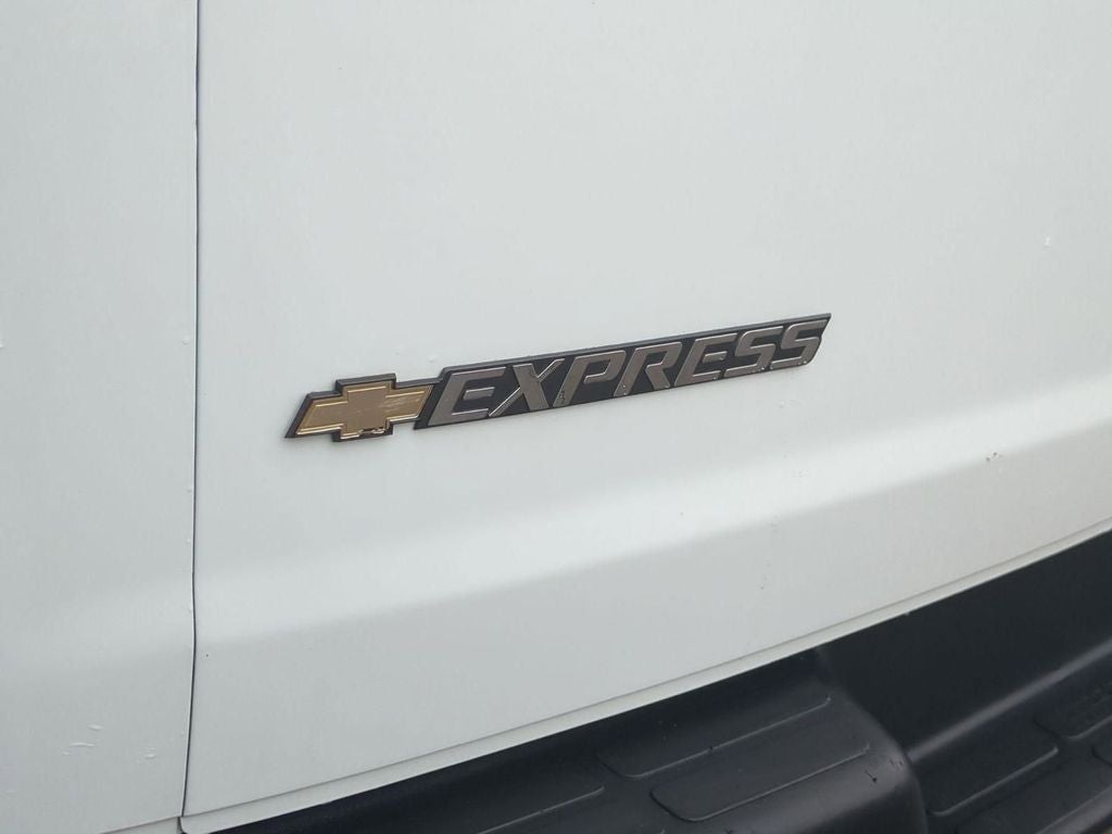 2024 Chevrolet Express 2500 Work Van Cargo