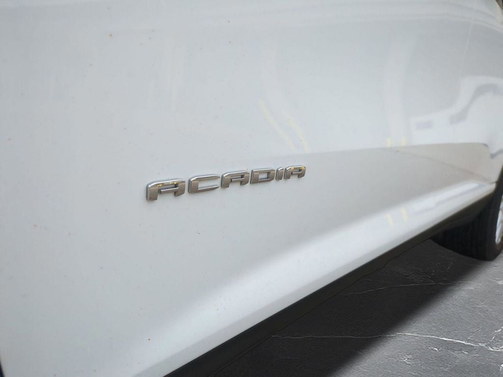 2024 GMC Acadia Elevation