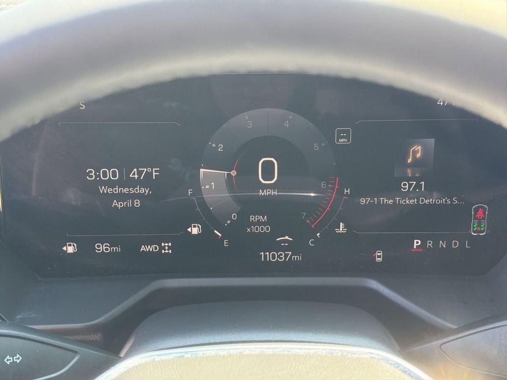 2025 GMC Acadia Elevation