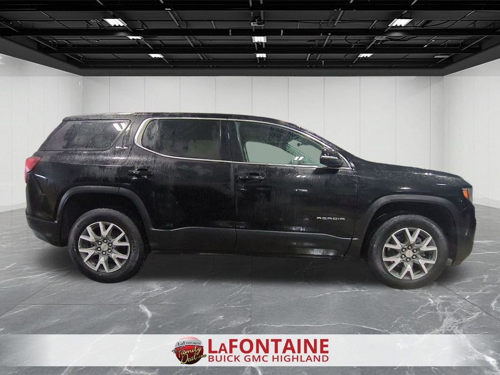 2023 GMC Acadia SLE