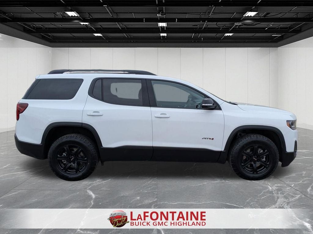 2023 GMC Acadia AT4