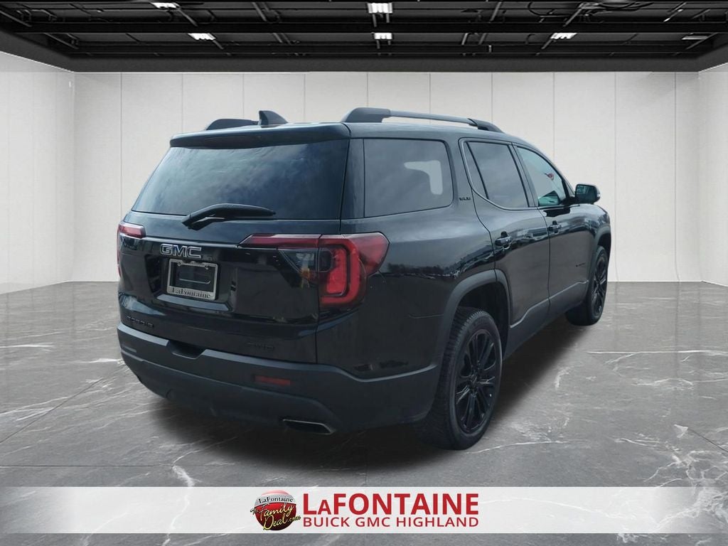 2022 GMC Acadia SLE