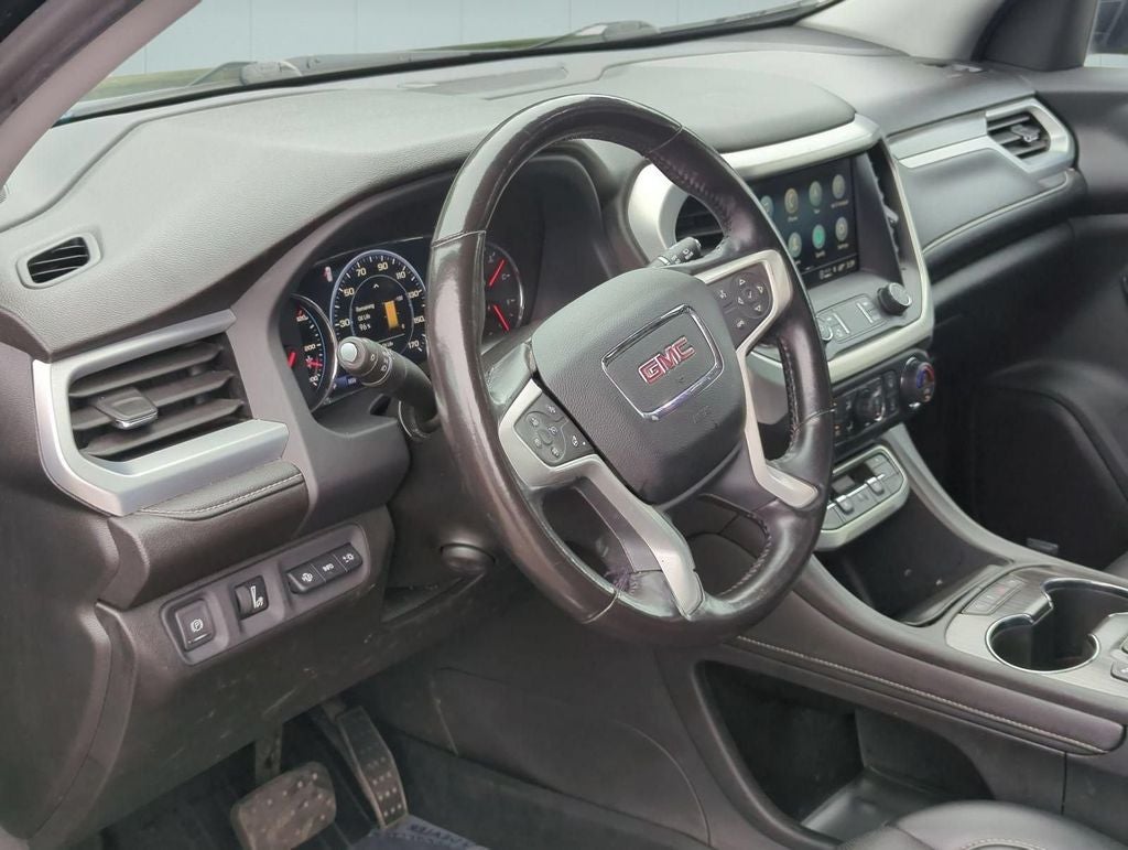 2021 GMC Acadia SLT