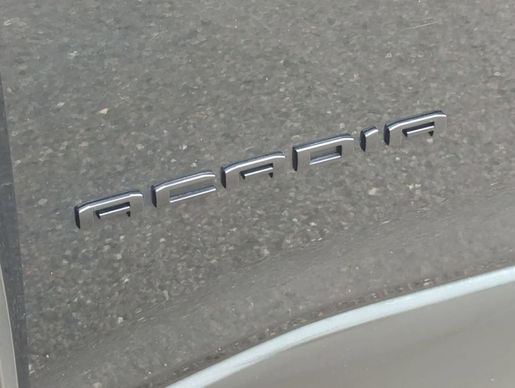 2021 GMC Acadia SLT