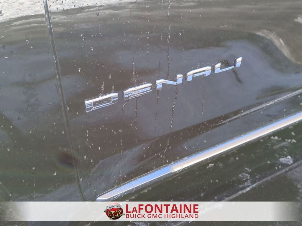 2023 GMC Yukon Denali