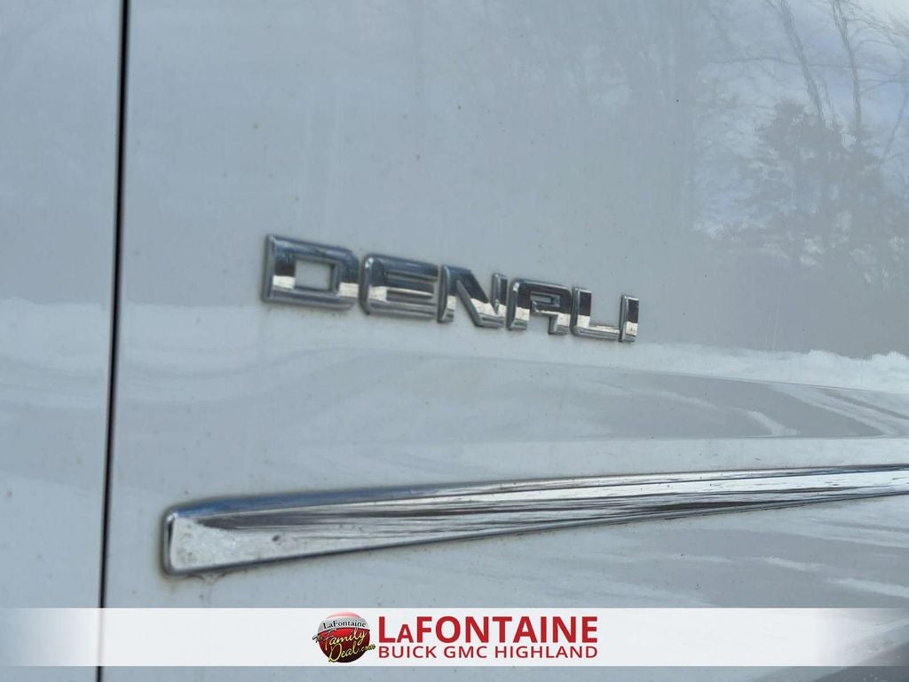 2017 GMC Yukon XL Denali